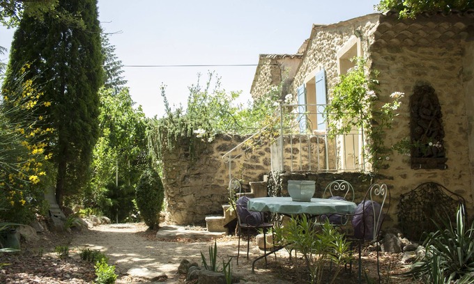 Entrechaux Other | Loft in a lovely farm-house on the Mont-Ventoux's country side