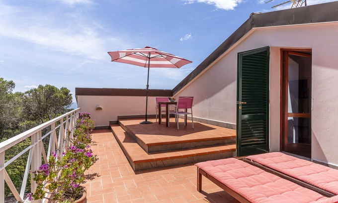 Quercianella Apartment | Loft Sea View With Terrace in Quercianella!