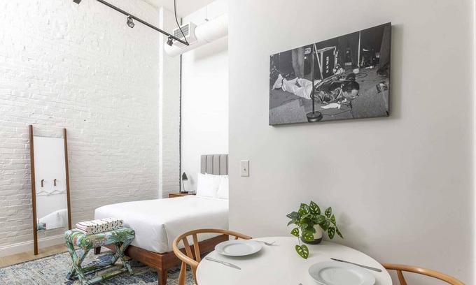 South Main Historic District Apartment | Loft-Style Studio Apt Unit w/ Pool