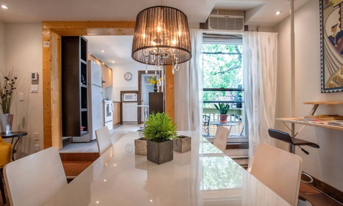 De Lorimier Apartment | LoftJC4 -1BR Suite +Free Private parking Lafontaine park