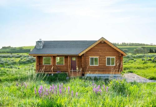 Tetonia House | Log Cabin Teton Views & Pets OK