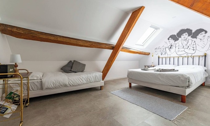 Flavigny-sur-Ozerain Apartment | Logis Colette
