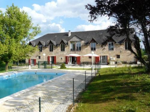 Rosiers (chasteaux) Hotel | Logis Hôtel Auberge de Cartassac