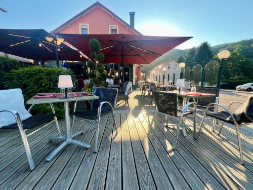Travexin Hotel | LOGIS HÔTEL, CHALETS et RESTAURANT LES CHATELMINÉS