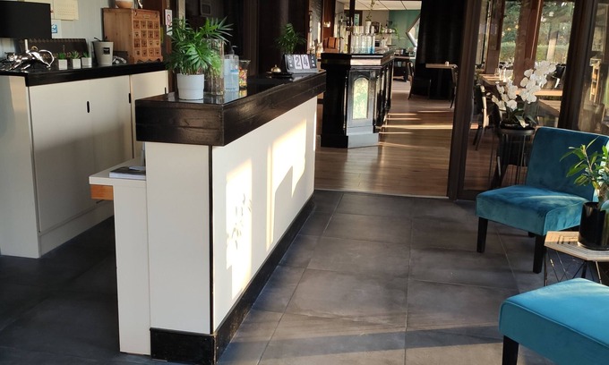Tremeur Hotel | LOGIS Les Dineux Village