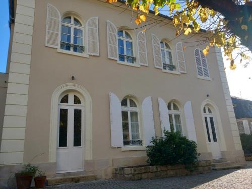 Parmain Bed & Breakfast | Lomalia