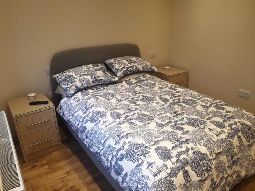 Valentines Apartment | London Luxury Apartments 4 min walk from Ilford Station, with FREE PARKING FREE WIFI