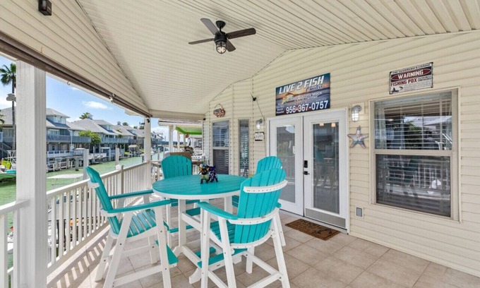 Port Isabel House | Long Island Village Luxury Villa 857