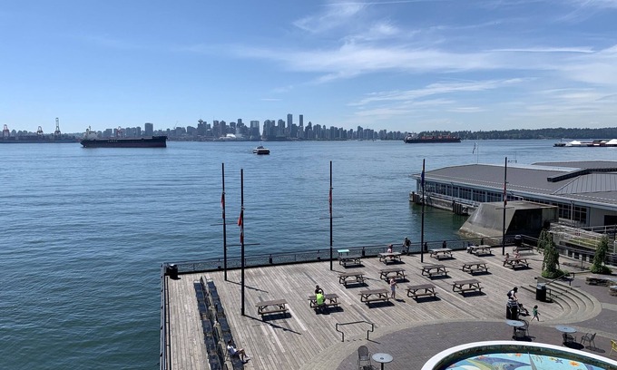 Lower Lonsdale Hotel | Lonsdale Quay Hotel