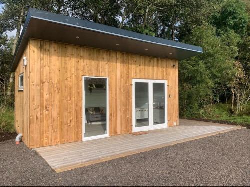 Connel House | Lora Cabin