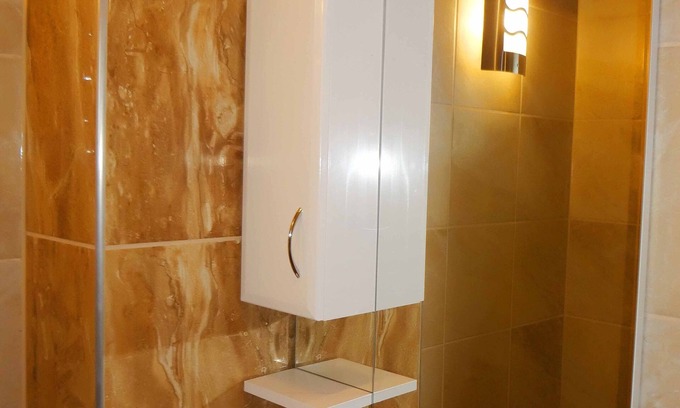 Heviz Apartment | Lorabel Apartment House - Design Apartman - near the lake of Hévíz