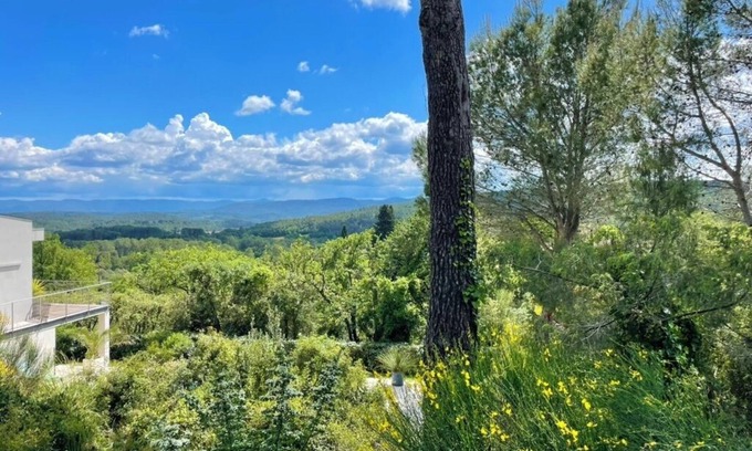 Lorgues House | Lorgues Provence Views Comfort Holiday Rest 3 Km from the center!