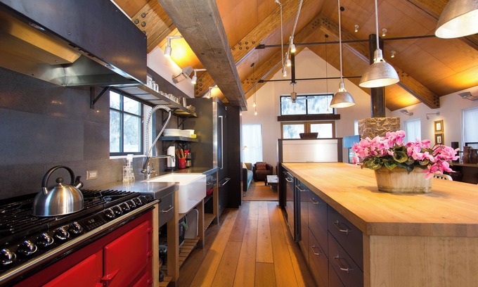 Telluride House | LORIEN: Your Tranquil Mountain Haven