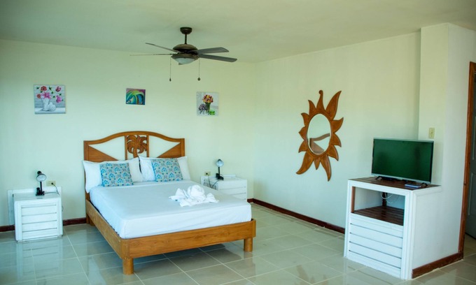 Carenero Island Hotel | Los balcones Over The Sea , Carenero Hotel