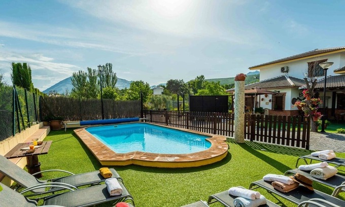 Villanueva del Trabuco Villa | Los Frailecillos Villanueva del Trabuco by Ruralidays