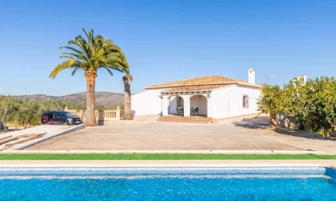 Benimarco Ski Chalet | Los Olivos House