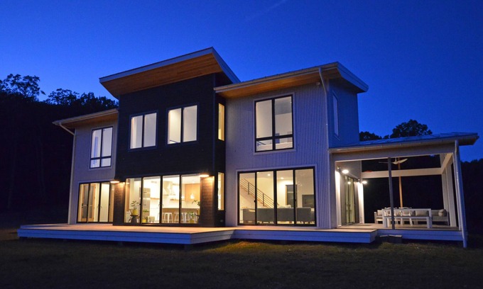 South Fork House | Lost River Solar - Contemporary 4 bedrooms + 2 lofts
