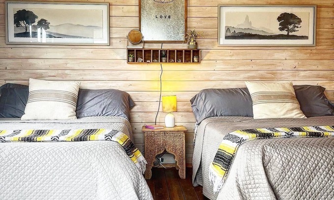 Dripping Springs Cabin | Love Cabin @ 13 Acres - Stay/Swim/Shop/Yoga