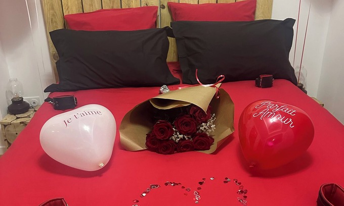 Champigny House | Love Room La Maison des Plaisirs