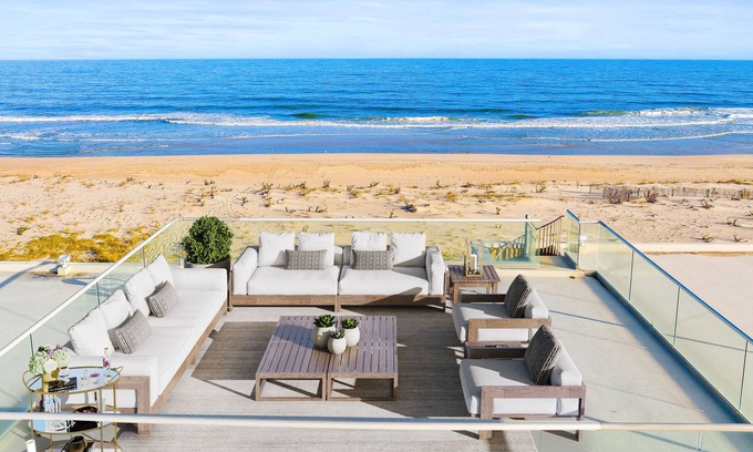 Loveladies House | Loveladies Oceanfront with Pool ~ 6/7 bdrm 4 king en suites Pets accepted