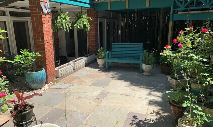 Foxhall Village Apartment | Lovely 1 bedroom apartment in Foxhall Village