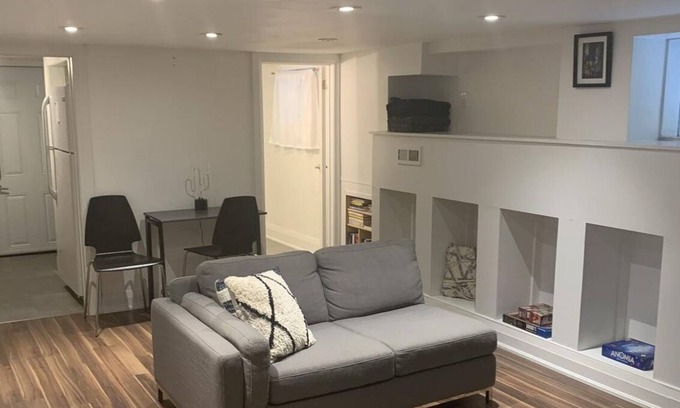 Earlscourt Apartment | Lovely 1-Bedroom Apartment in Corso Italia