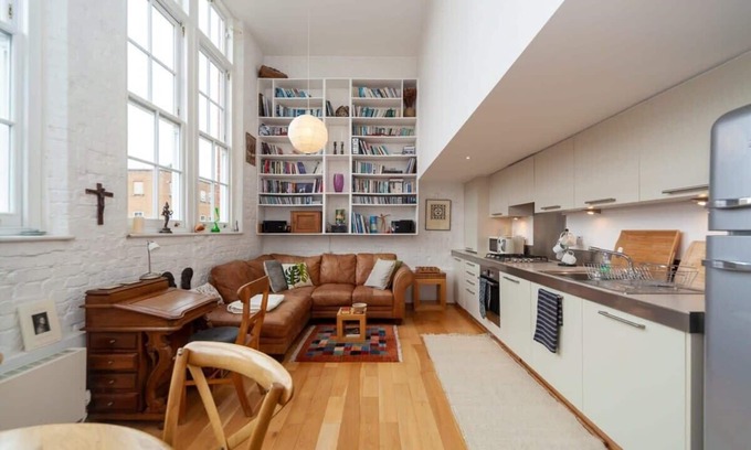 Woolwich Apartment | Lovely 1 Bedroom Apartment in Old Schoolhouse