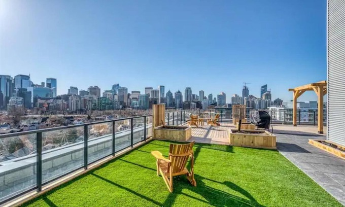 Kensington Condo | Lovely 2-bedroom condo with Free Parking