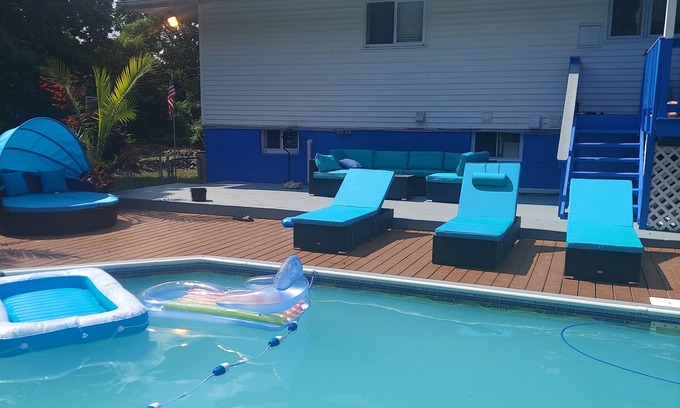 Airmont House | Lovely 2-bedroom rental with pool