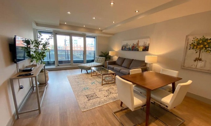 Downtown Halifax Apartment | Lovely 2Bed, 2Bath with Balcony Downtown Halifax