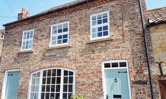 Thornton Dale Cottage | Lovely 3 Bedroom Cottage w/Garden, Thornton. Family&Bike Friendly. Parking Space