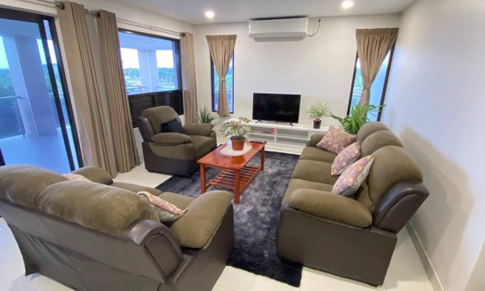 Lautoka Apartment | Lovely 4-bedroom Holiday home with free parking.