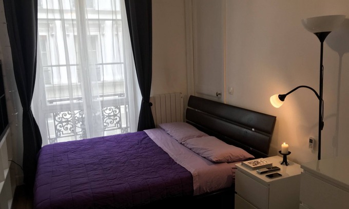 Quartier de Rochechouart Apartment | Lovely 40m2 Flat in the Heart of Montmartre