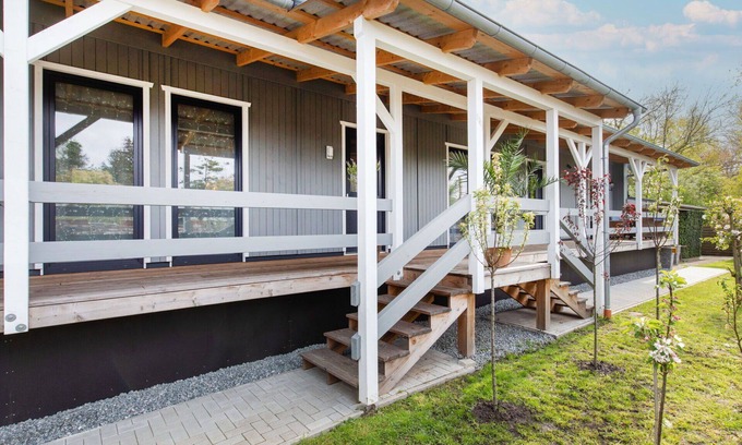 Osten Apartment | Lovely apartment for 2 guests with WIFI, TV, terrace and parking