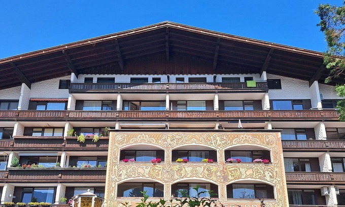 Strobl Apartment | Lovely apartment for 3 people with WIFI, TV and balcony