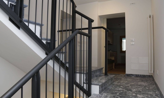 Raveo Apartment | Lovely apartment for 3 guests with WIFI, TV, patio, pets allowed and parking