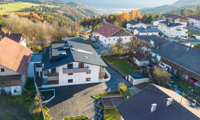 Fronhausen Apartment | Lovely apartment for 4 guests with WIFI, TV and patio