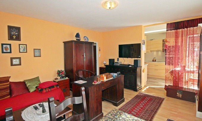 Margareten Apartment | Lovely apartment for 4 people with WIFI, TV and terrace