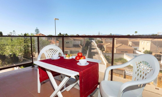 Vinaros Apartment | Lovely apartment for 4 people with WIFI, A/C, pool, TV and terrace