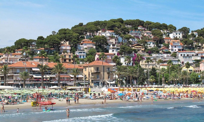 Andora Apartment | Lovely apartment for 4 guests with WIFI, balcony, pets allowed and panoramic view