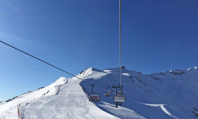 Bormio Apartment | Lovely apartment for 5 people with WIFI, hot tub, TV, balcony, pets allowed and parking