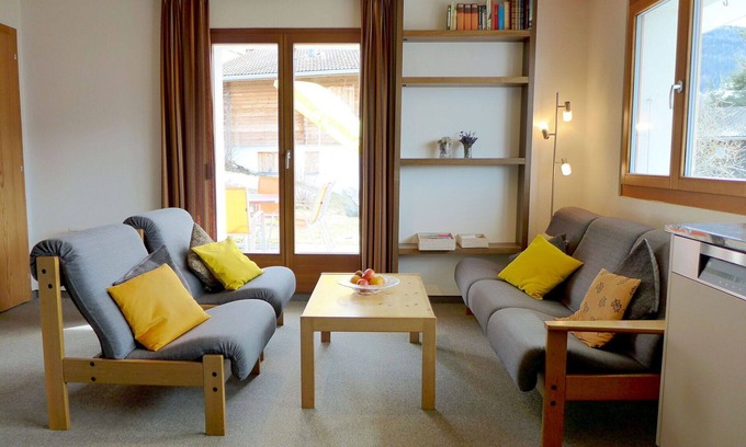 Buerchen Apartment | Lovely apartment for 6 people with WIFI, TV, patio and panoramic view