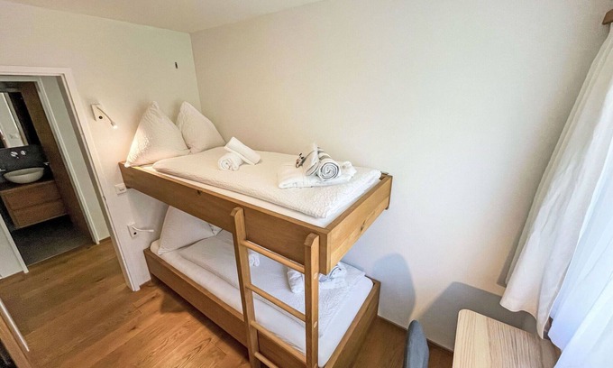 Falera Apartment | Lovely apartment for 6 people with pool, WIFI, TV, balcony, panoramic view and parking