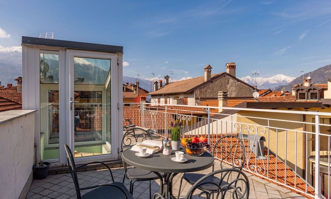 Bellano Apartment | Lovely apartment for 6 guests with WIFI, TV and pets allowed