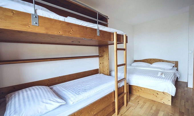 Hocko Pohorje Apartment | Lovely apartment for 7 guests with WIFI, pool, TV, balcony, pets allowed, panoramic view and par.