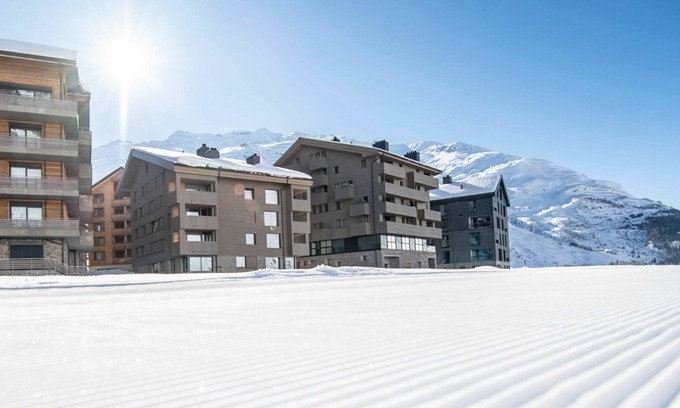 Andermatt Apartment | Lovely apartment for 8 people with WIFI, TV and parking