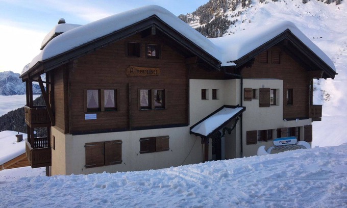 Riederalp Apartment | Lovely apartment for 6 people with WIFI, TV and balcony