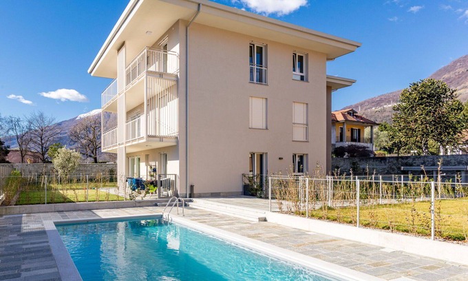 Consiglio di Rumo Apartment | Lovely apartment for 4 guests with A/C, WIFI, pool, TV and balcony