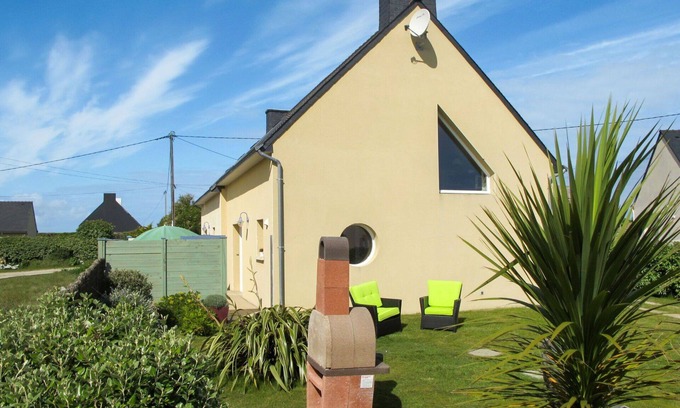 Kerlouan House | Lovely apartment in villa for 5 people with TV, terrace and parking