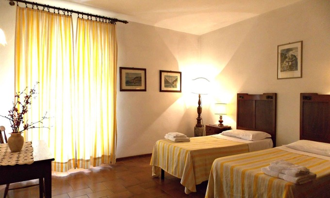 Scarperia e San Piero Villa | Lovely apartment in villa for 6 guests with WIFI, pool, TV, panoramic view and parking